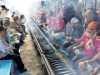 広島で「さんま祭り」 気仙沼のサンマ1500尾を焼き上げる